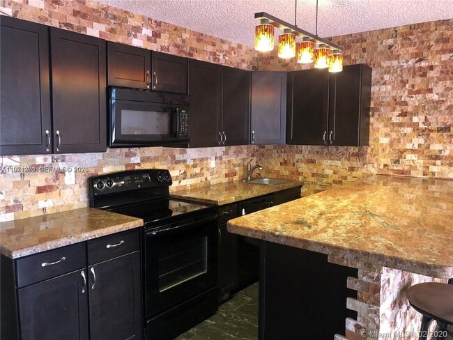 Building Photo - 600 Three Islands Boulevard