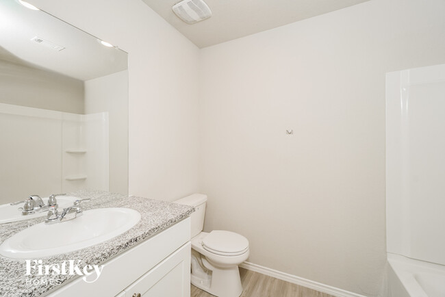 Building Photo - 10775 Prusiner Dr