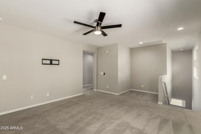 Building Photo - 3551 E Louise Dr