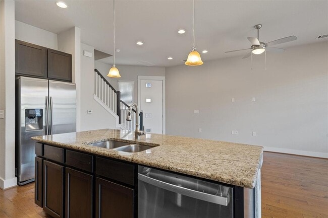 Building Photo - 9301 Cardinals Nest Ln