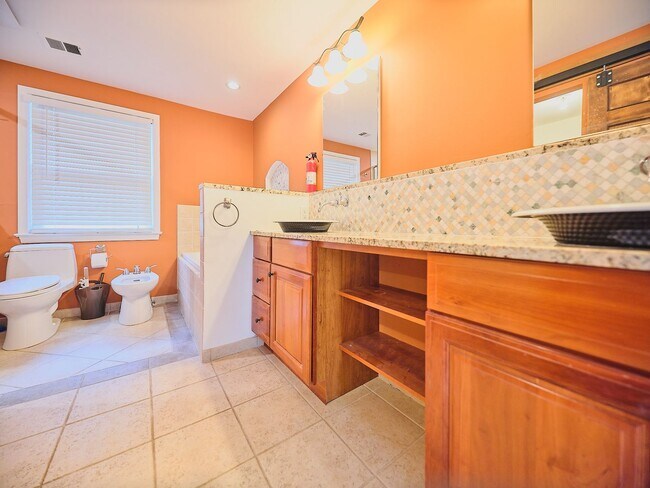 Building Photo - 9124 Copenhaver Dr