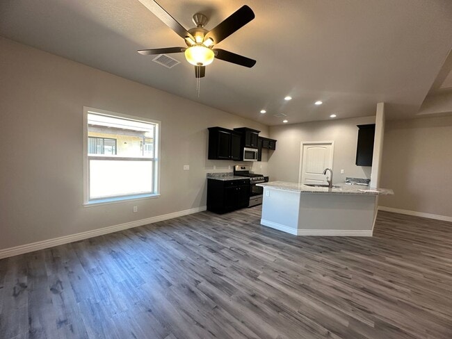 Building Photo - Beautiful 2024 Built 3 Bedroom, 2 bathroom home with RV Parking