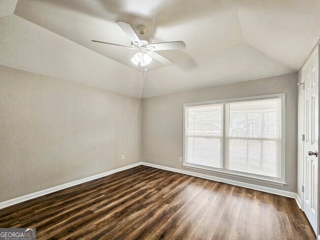 Building Photo - 1075 To Lani Dr