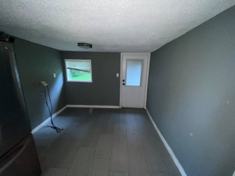 Building Photo - 705 Virginia Ave