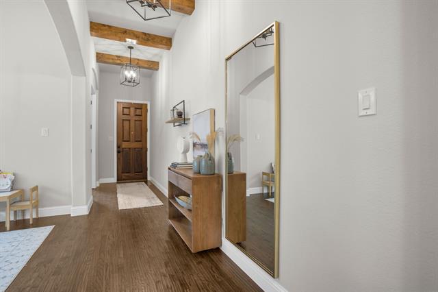 Building Photo - 853 Field Crossing