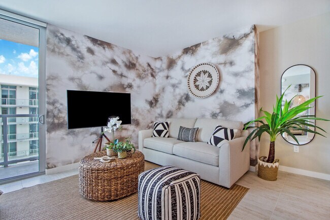 Primary Photo - 3900 Biscayne Blvd