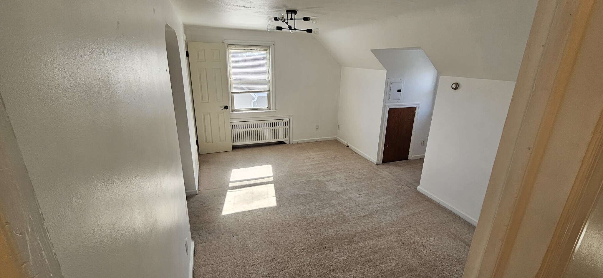 Building Photo - 421 Myrtle Ave