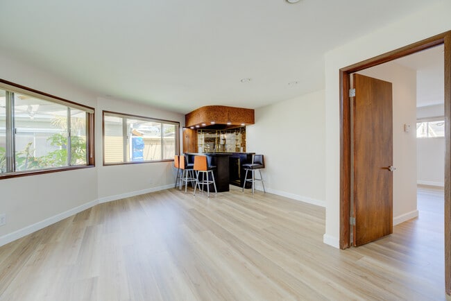 Building Photo - 12657 Everglade St