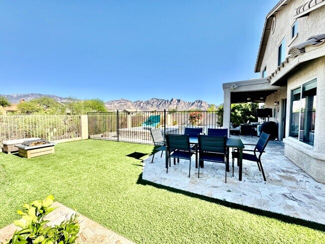 Building Photo - 12768 N Lantern Way