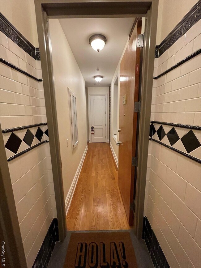 Building Photo - 377 New York Ave