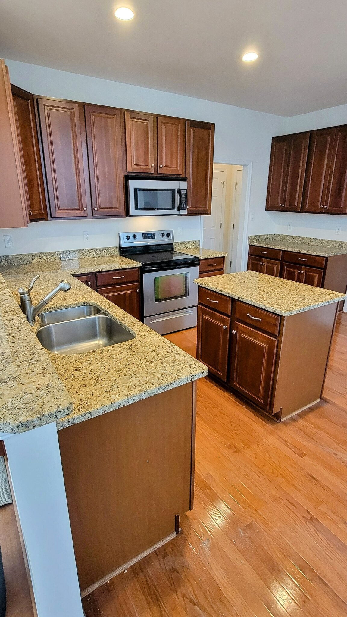 Building Photo - 6512 Kings Grove Ct