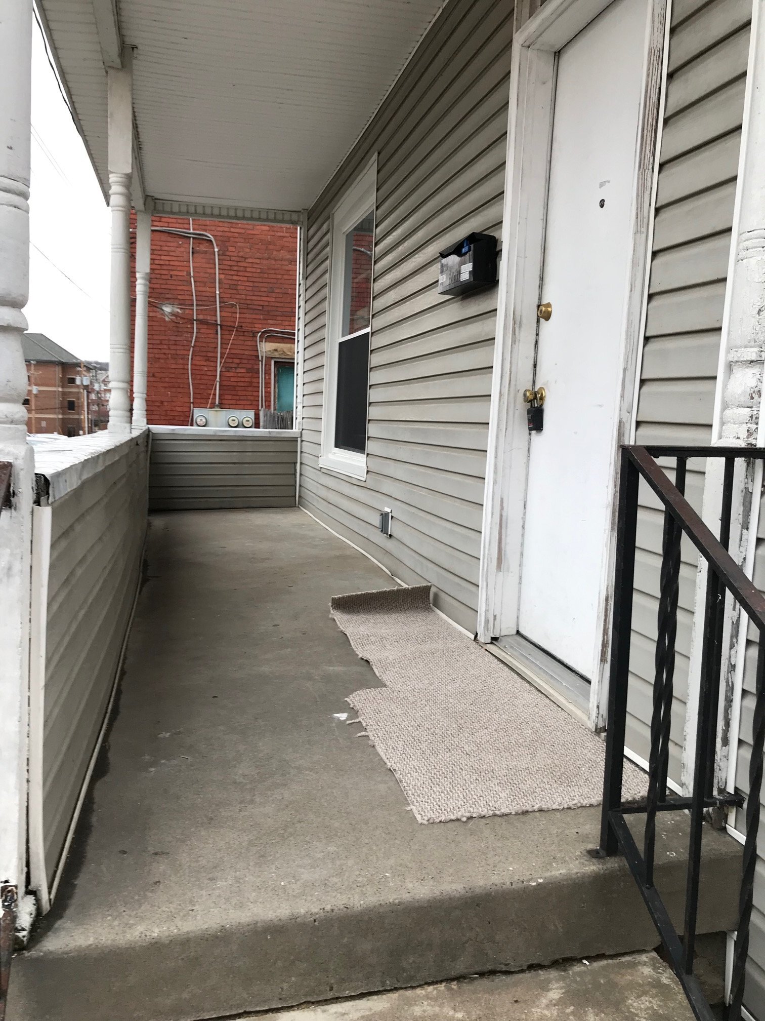 Building Photo - 616 John Marshall Dr