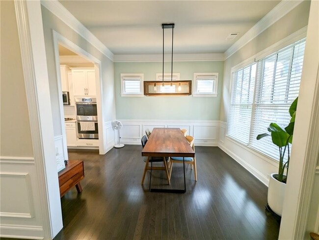 Building Photo - 548 Suwanee Green Blvd