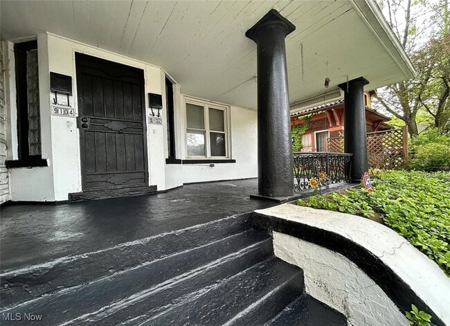 Building Photo - 9104 Parkgate Ave