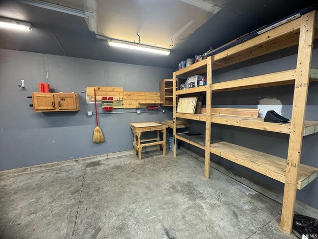 Building Photo - 3878 S Bushmill Dr