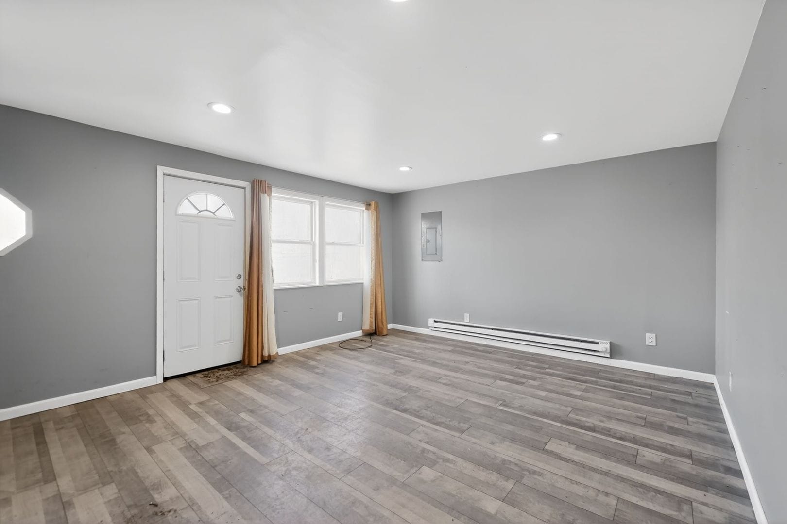 Building Photo - 434 Wayne Blvd