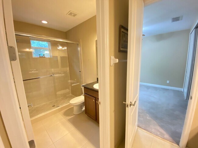 Building Photo - 10321 Belfry Cir