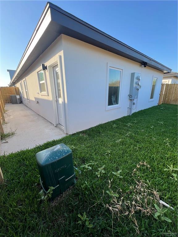 Building Photo - 14 S Links Dr