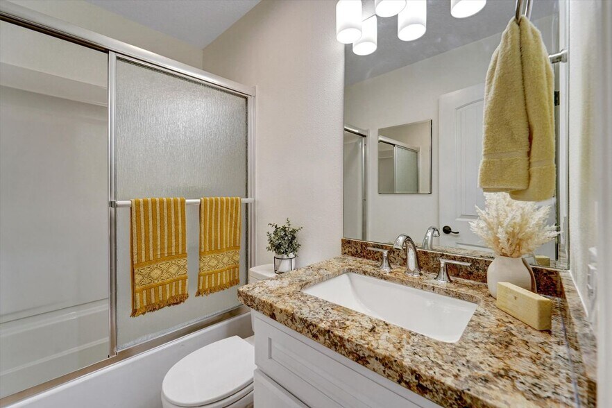 Building Photo - 1831 Foursite Ln