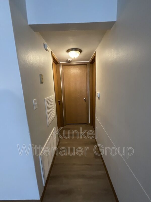 Building Photo - 1803 Jamestown Rd