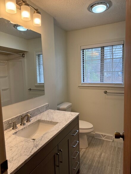 Full Bath View 1 - 13A Harding Avenue
