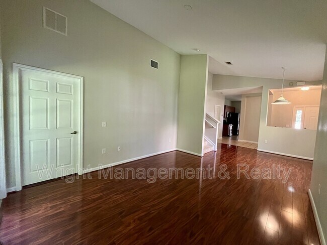Building Photo - 8202 Downpatrick Ct