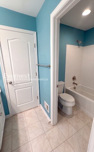 Building Photo - 1735 Hudgins Farm Cir