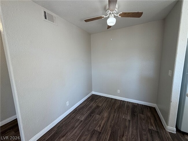 Building Photo - 2967 Juniper Hills Blvd