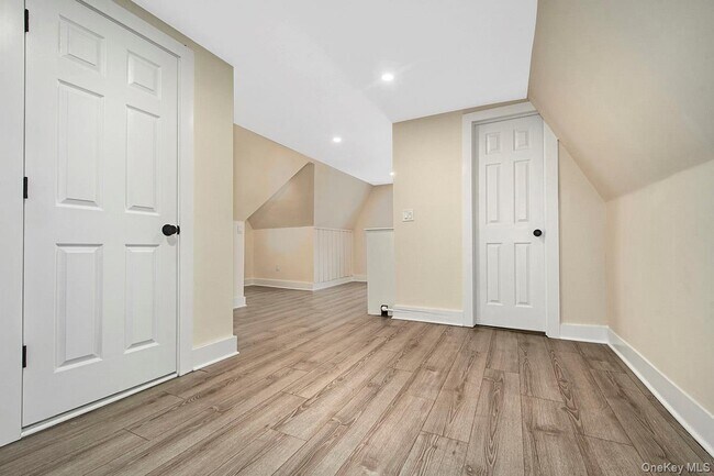 Building Photo - 403 Palisade Ave