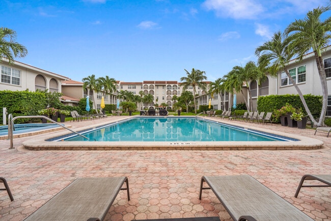 Building Photo - 250 NE 20th St