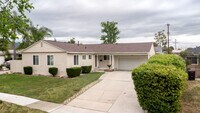 Building Photo - 2958 Gramercy St
