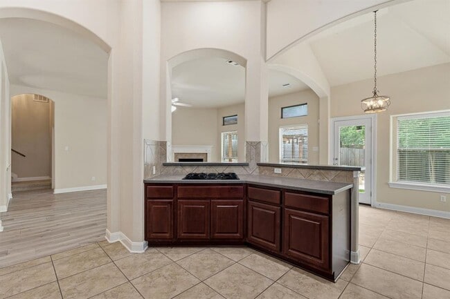 Building Photo - 7436 Bonniebrook Dr