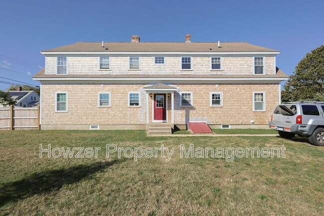 Building Photo - 91 Louis St