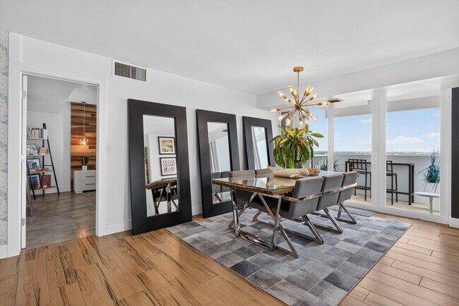 Building Photo - 1370 S Ocean Blvd