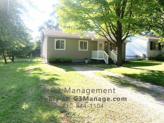 Building Photo - 5052 Walsh Dr