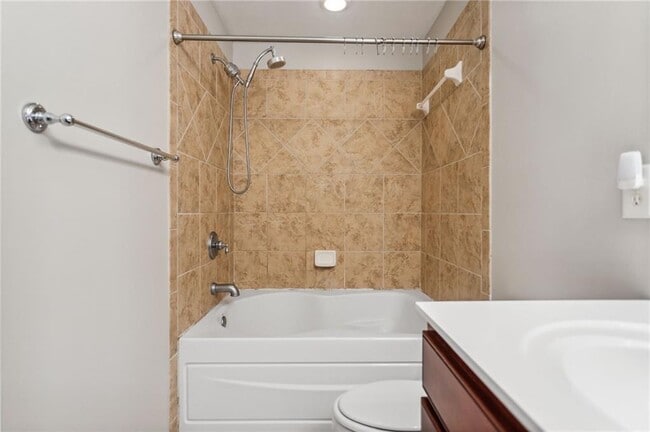 Building Photo - 2263 Limehurst Dr