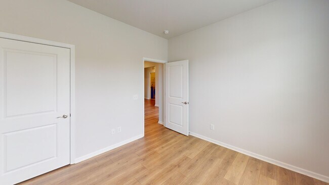 Building Photo - 4415 Sapphire Ct