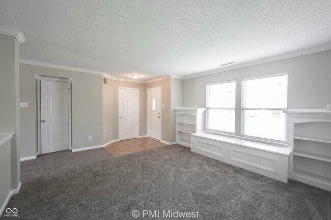 Building Photo - 7623 Hollow Reed Ct