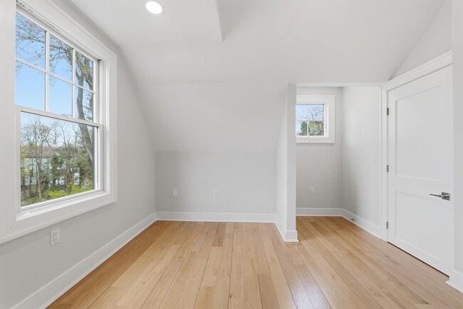 Building Photo - 603 Springfield Ave