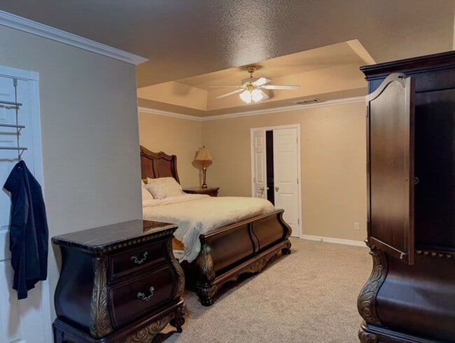 Building Photo - RENTAL Fully Furnished 4 bedroom home