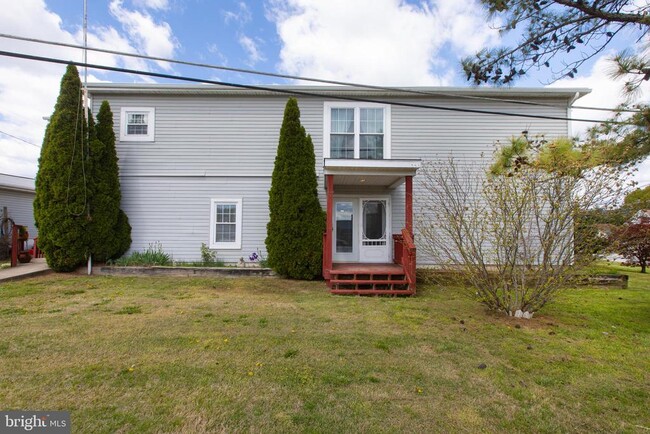 Building Photo - 3937 Glenhurst Rd