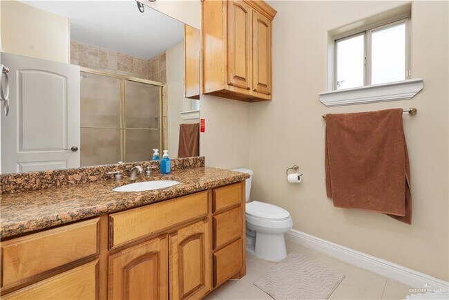 Building Photo - 34 W Rhin Dr