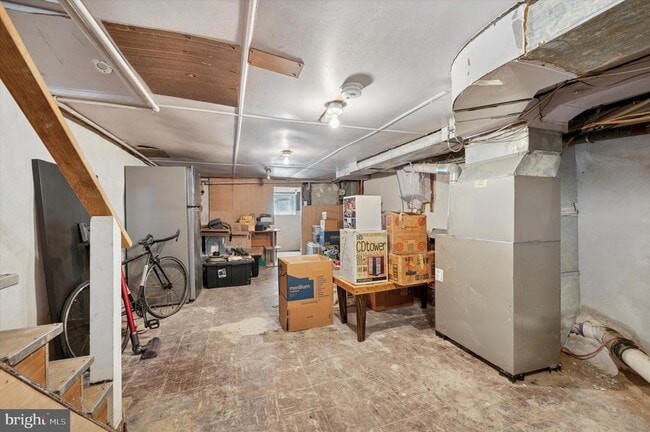 Building Photo - 2950 Weikel St