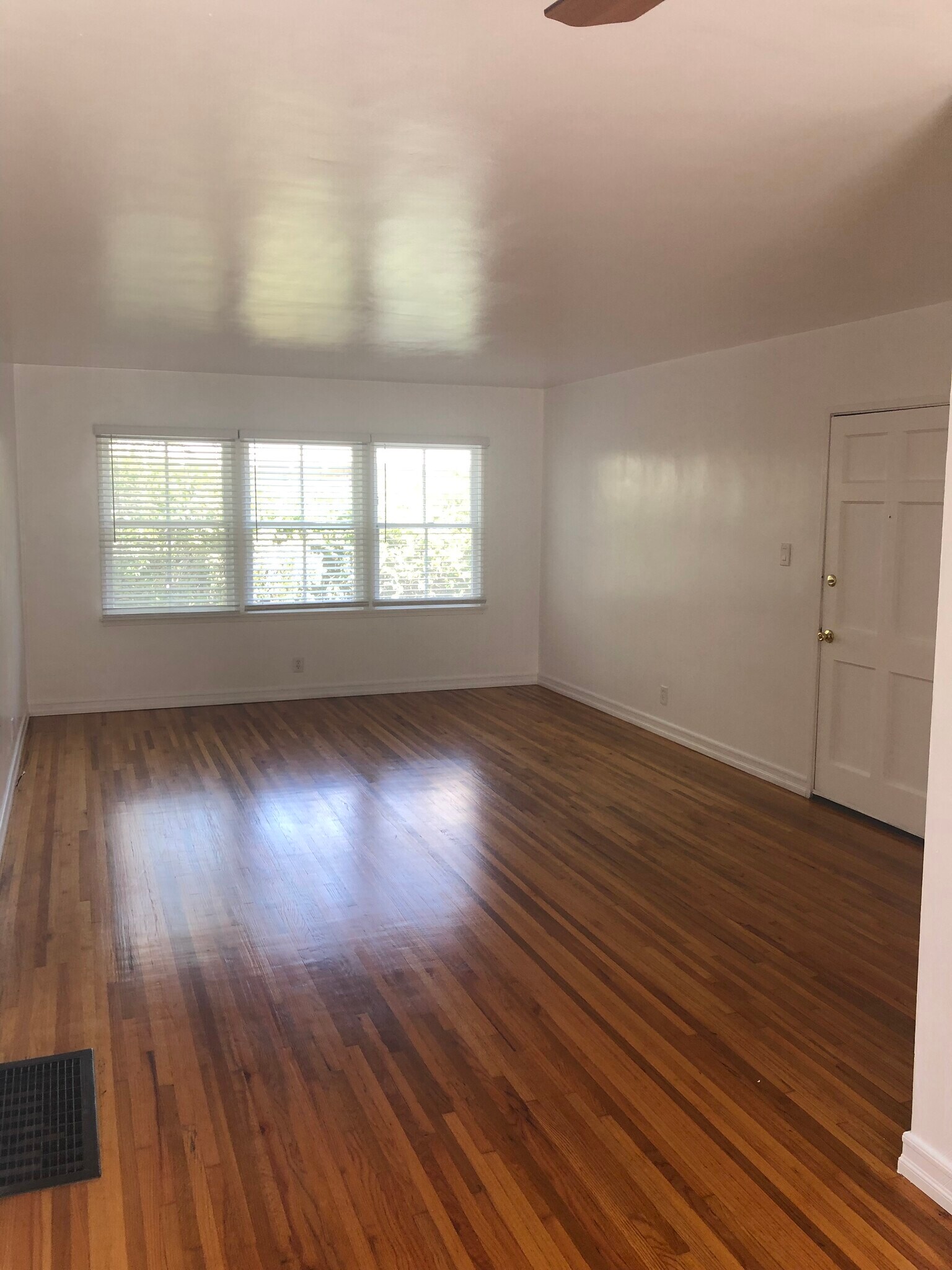 Building Photo - 1250 Franklin St