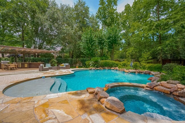 Building Photo - 7 Peaceful Canyon Ct