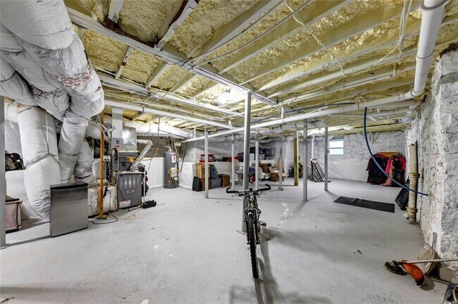 Building Photo - 1571 Blvd Lorraine SW