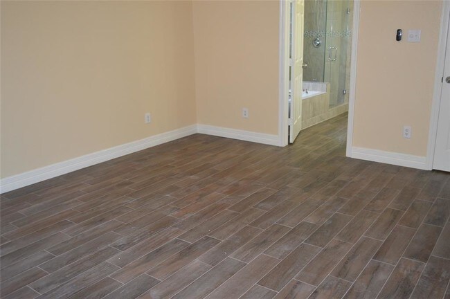 Building Photo - 6210 Marble Hollow Ln