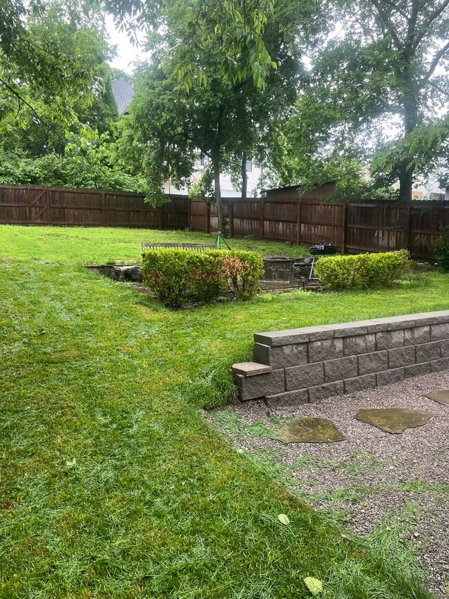 Building Photo - 301 Chamberlin St