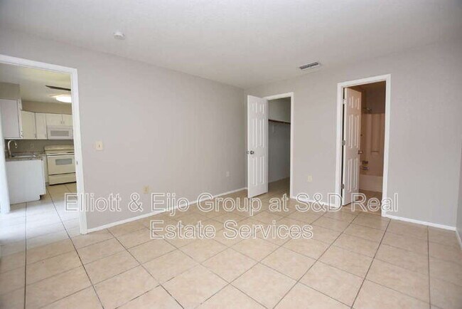 Building Photo - 1212 Waterview Blvd W