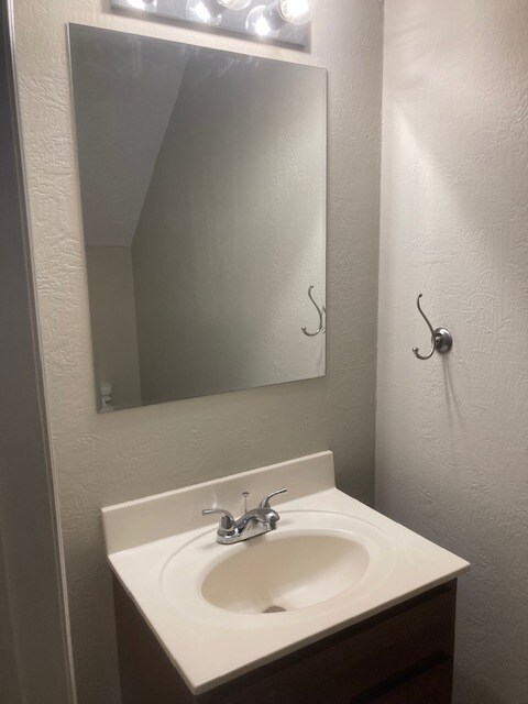 Building Photo - 164 Barber Rd